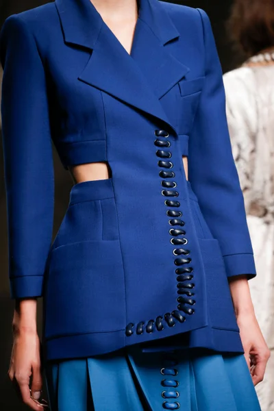 Look 42